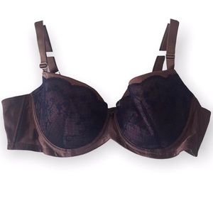 Womans Full Size-Bra in-Tan-w-Navy Front Design in large sizes 38c-40d